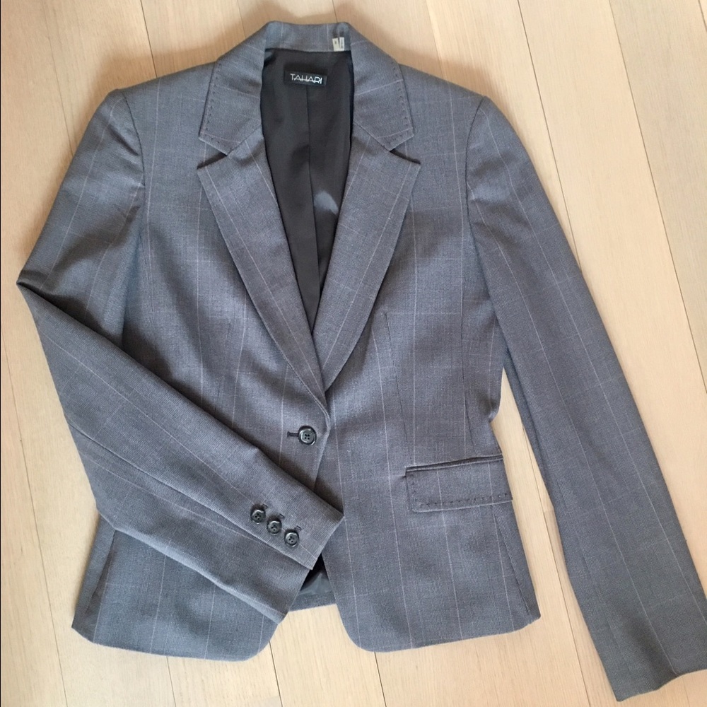 Tahari One Button Gray Blazer