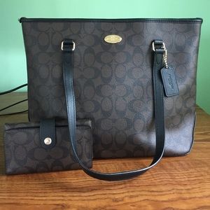 Brown Coach Purse with Matching Wallet
