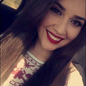 Meet your Posher, Maritza