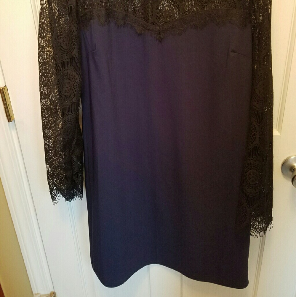 Dress - Picture 2 of 4