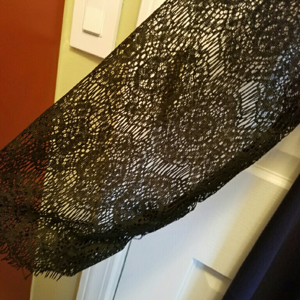 Dress - Picture 4 of 4