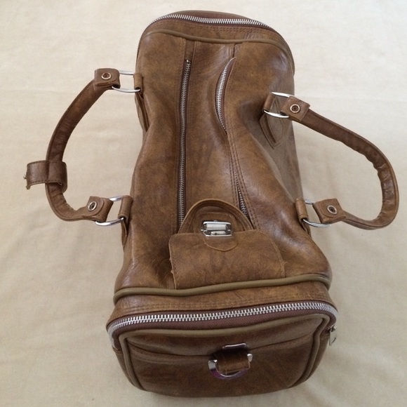 Vintage Handbags - Vintage American Tourister bag
