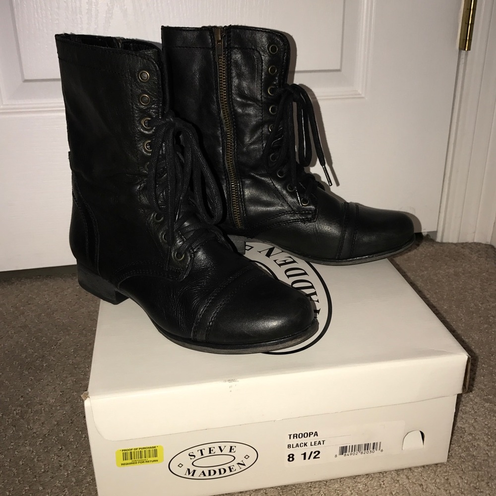Steve Madden troopa combat boots