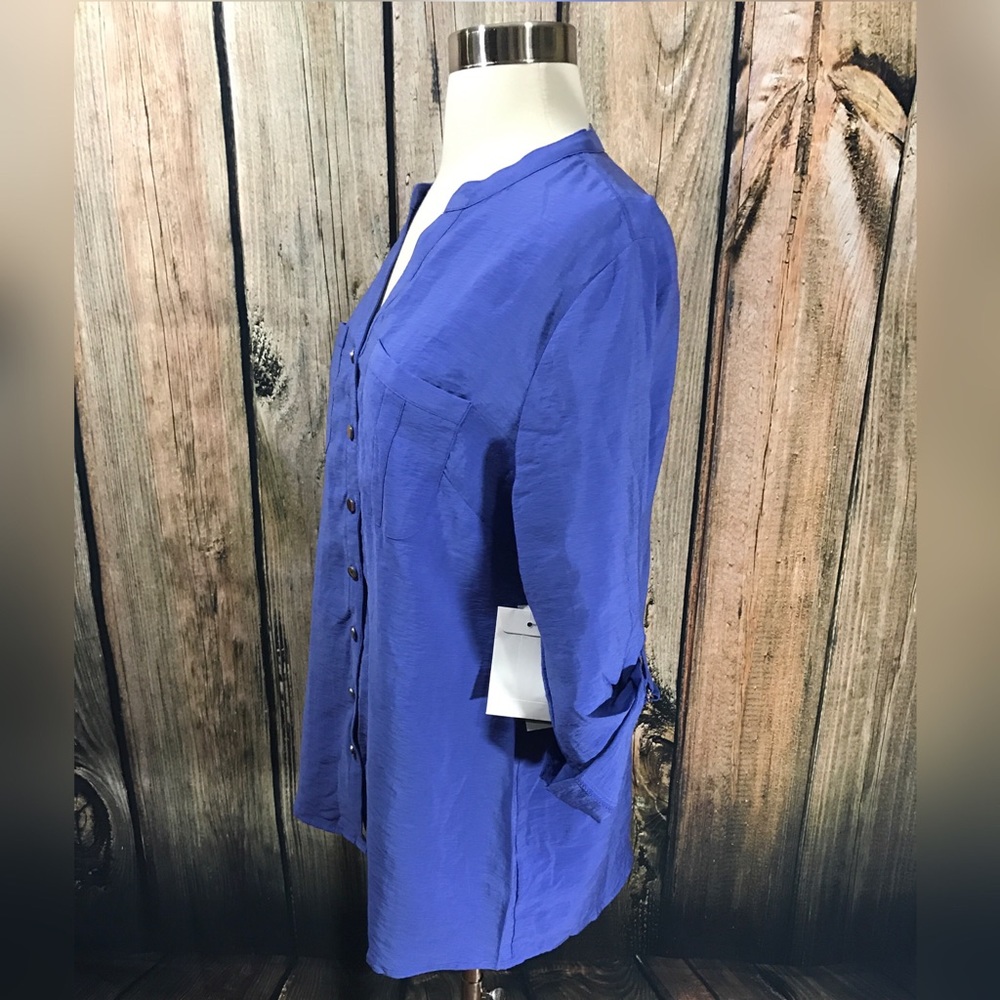 JM Collection- Button Down Top - Picture 3 of 4
