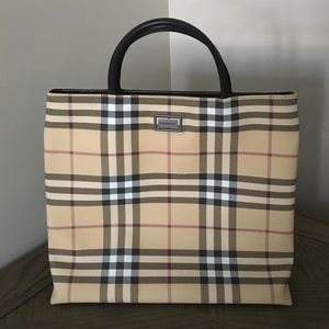 Burberry tote