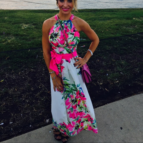 Eliza J Dresses & Skirts - White floral Eliza J gown