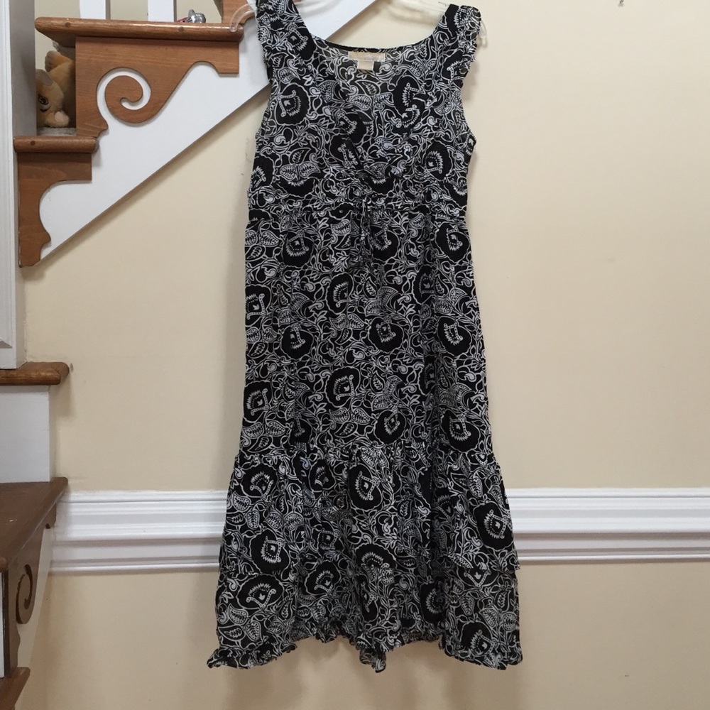 Mid length black/white Michael Kors dress