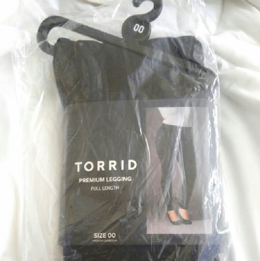 ⚡ON HOLD ⚡Brand New Torrid leggings