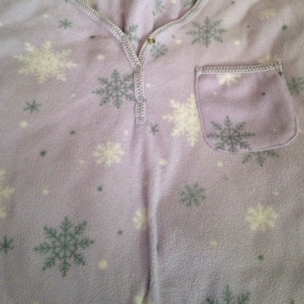 Fleece long sleeve night gown