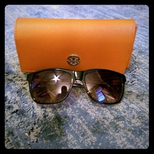 Tori Burch Sunglasses with case