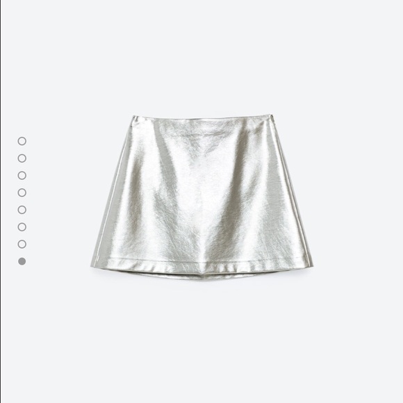 Zara Skirts - 🆕 Zara woman short metallic skirt - silver Zara Skirts - 🆕 Zara woman short metallic skirt - silver
