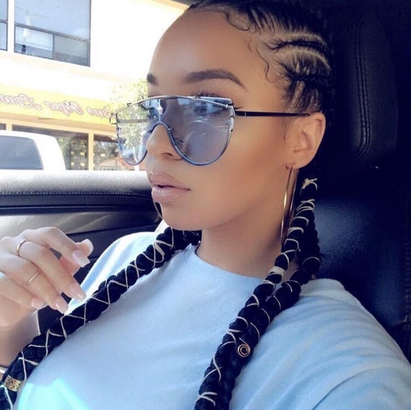 Trendy Sunglasses (Pouch Included) - Picture 5 of 5