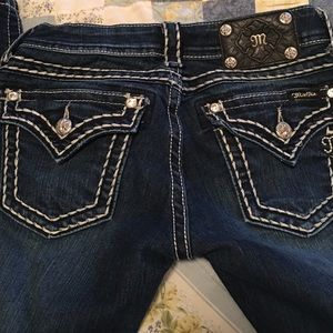 Miss Me size 27. Awesome condition, worn once.