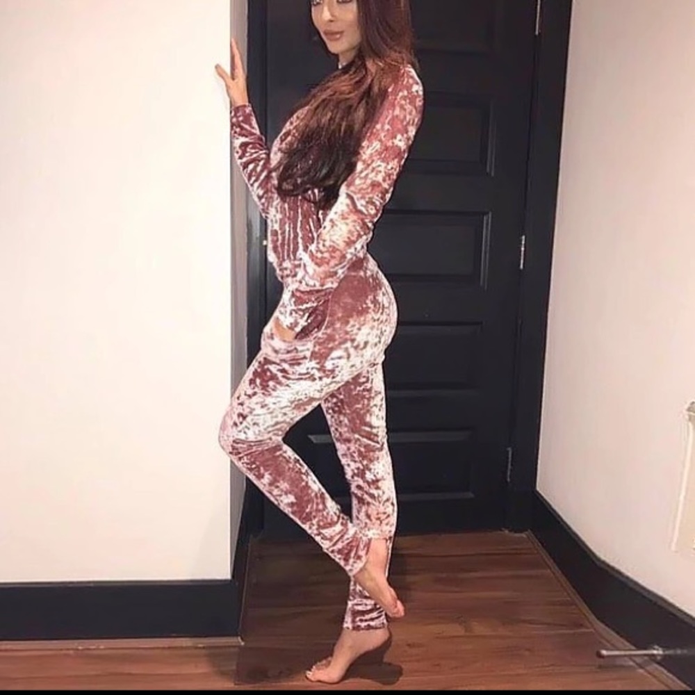 NEW! Velour Jumpsuit - Picture 6 of 8