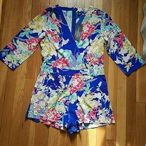 Reposh - floral romper with belt