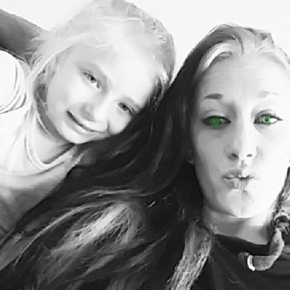 Meet your Posher, Sharon