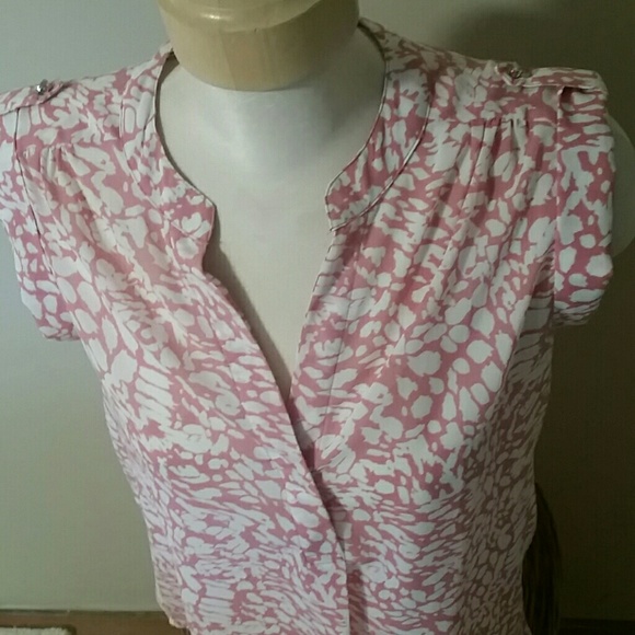 Pink white floral sheer tank - Picture 2 of 2