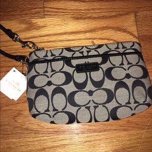 NWT Coach wristlet