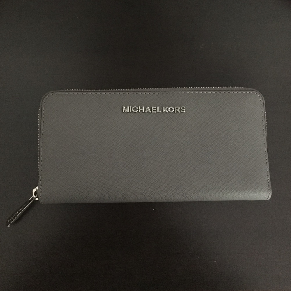 Michael kors gray Wallet