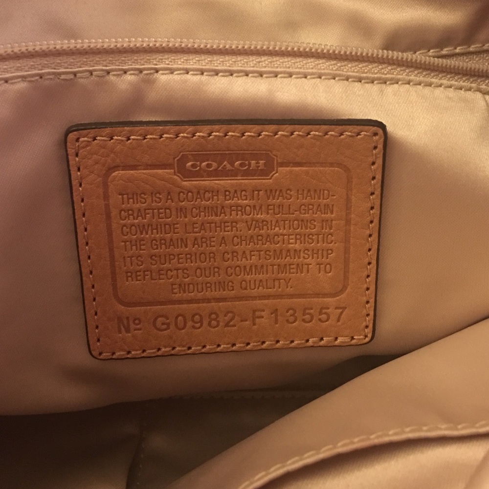Coach handbag - Picture 3 of 4