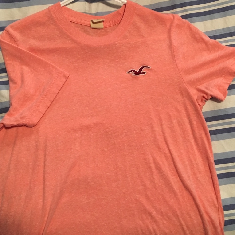 Hollister Tee