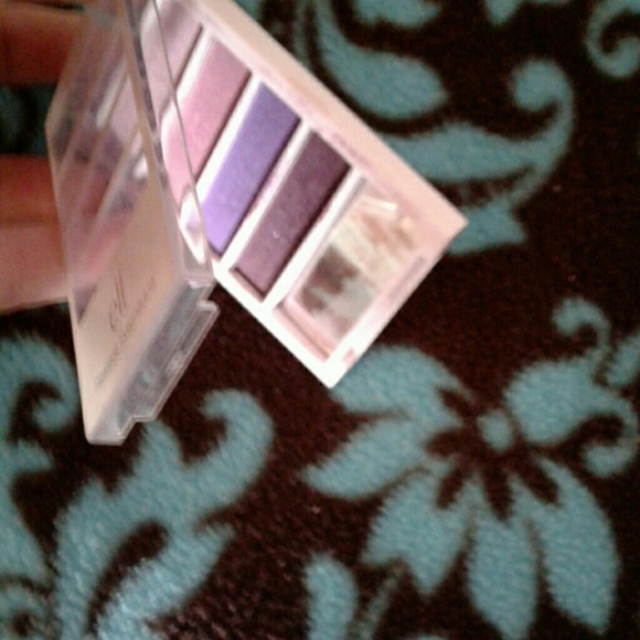 Elf eyeshadow - Picture 3 of 4