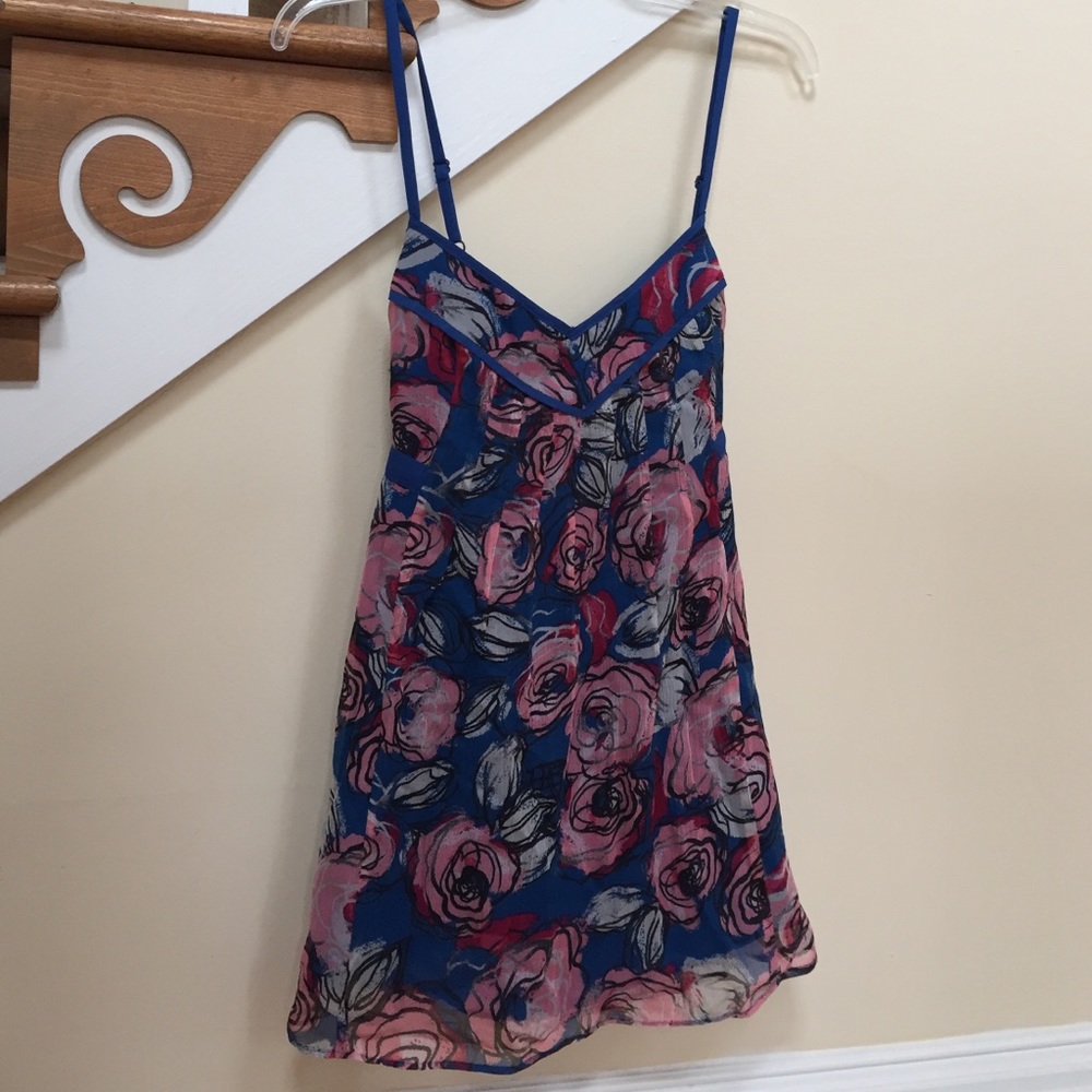 Flowing INC tank tank top