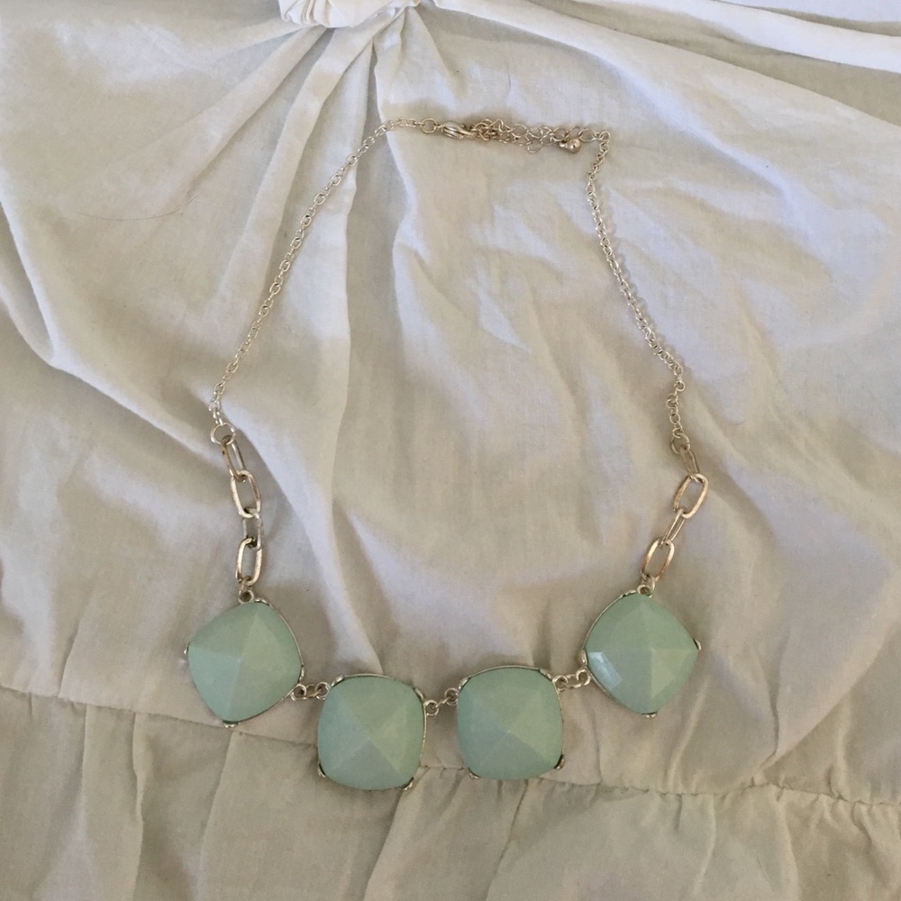 Dottie Couture mint necklace