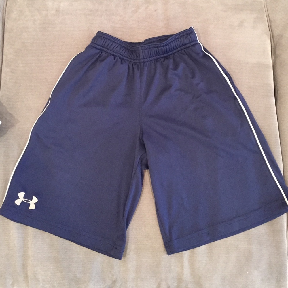 Under Armour - boy's training/fashion shorts