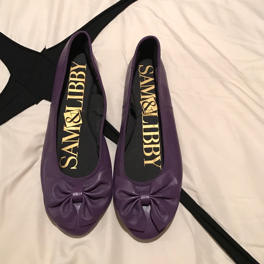 Ballet flats