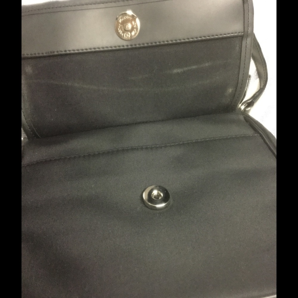 Purse - Picture 2 of 4