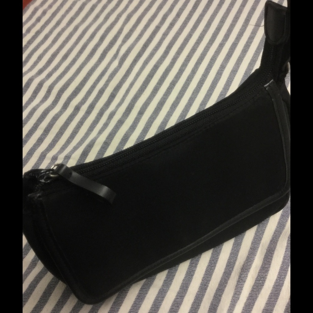 Purse - Picture 3 of 4