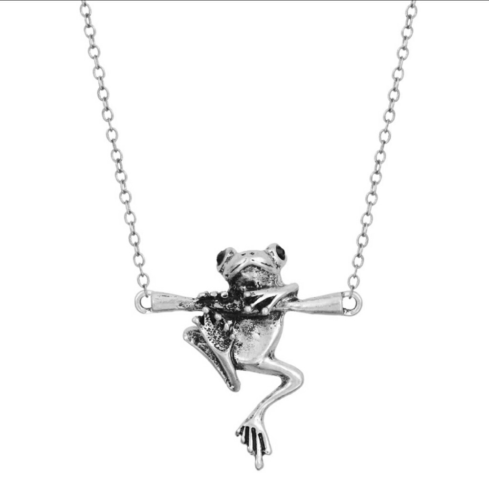 NWOT Baby Frog on a Branch Necklace