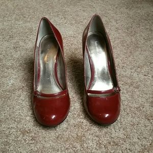 Kristen Davis Round Toe Mary Jane Heels size 6