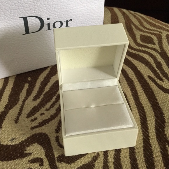 dior ring box