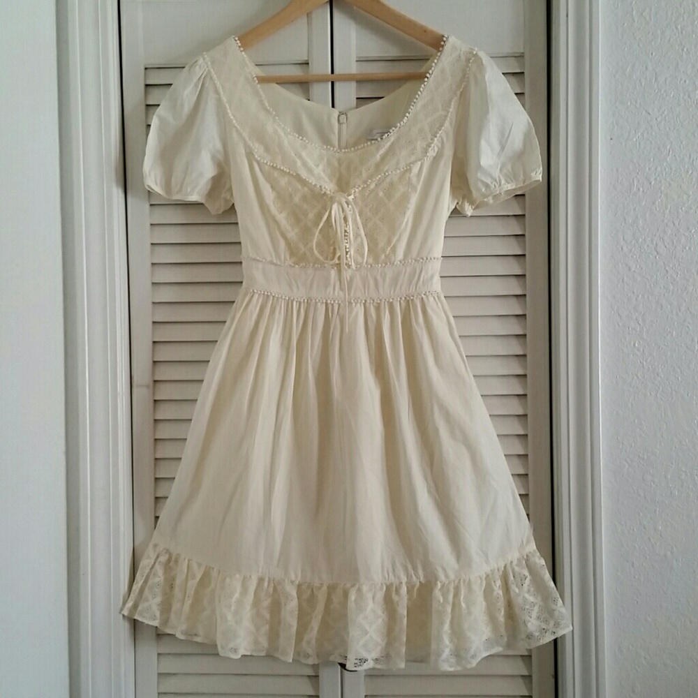 Jovovich-Hawk Cream/Pale Yellow Tea Dress