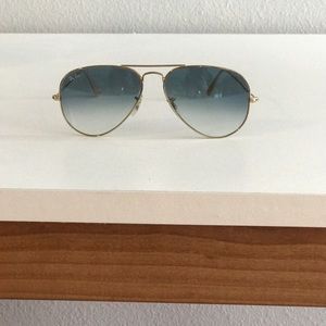 Ray-Ban Aviator Gold/Light Blue Gradient