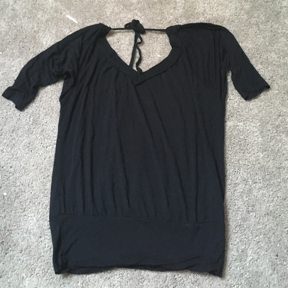 Black shirt