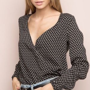 NWOT Zosia wrap top