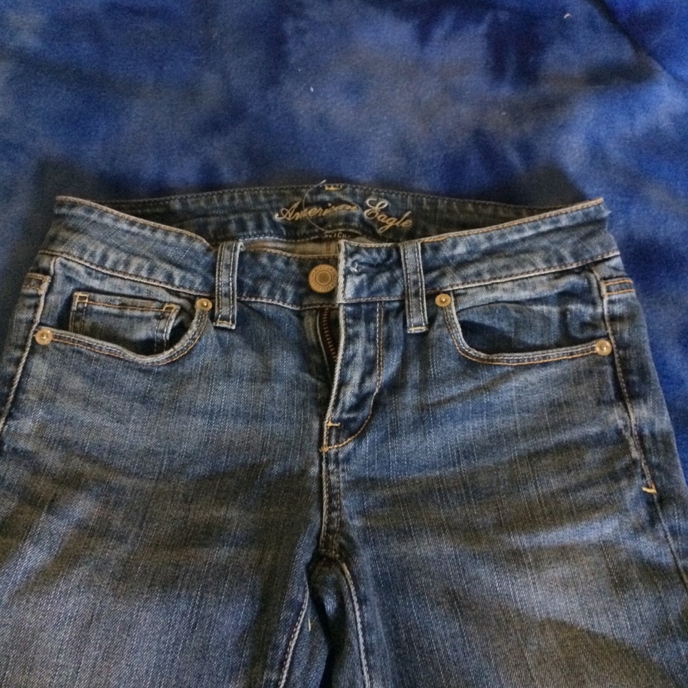 New pair of jeans never worn!