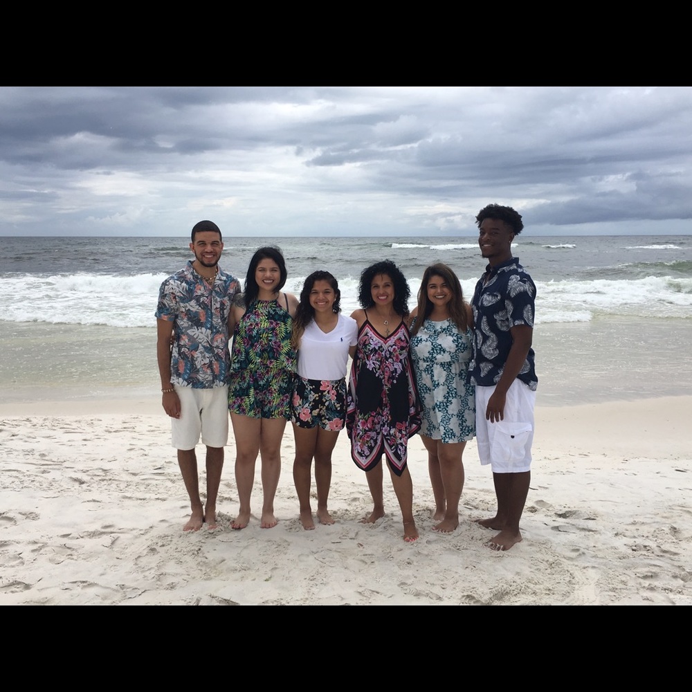 Meet your Posher, Yuliana