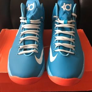 KD V