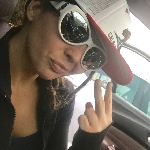 🦄🦄MEET ME THE LULU--LUNATIC 🦄🦄 - Picture 2 of 8