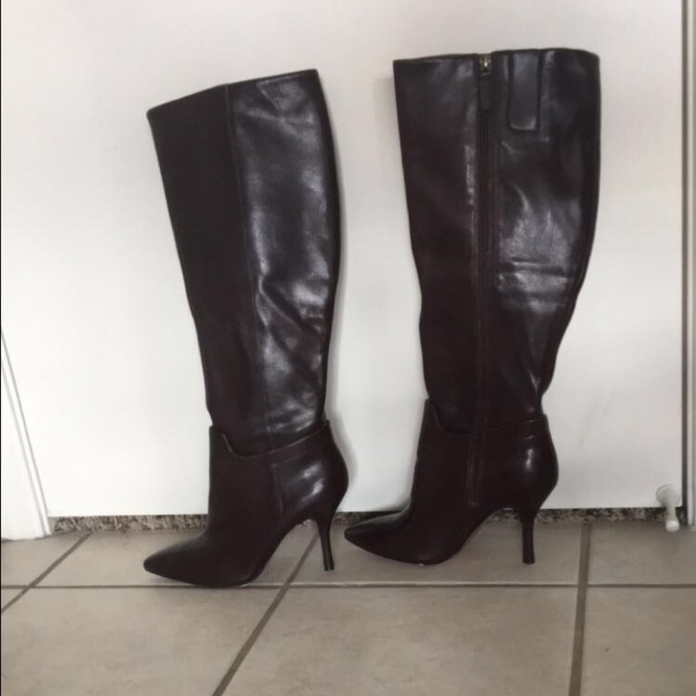 NWOT Nine West Brown Leather Heeled Boots