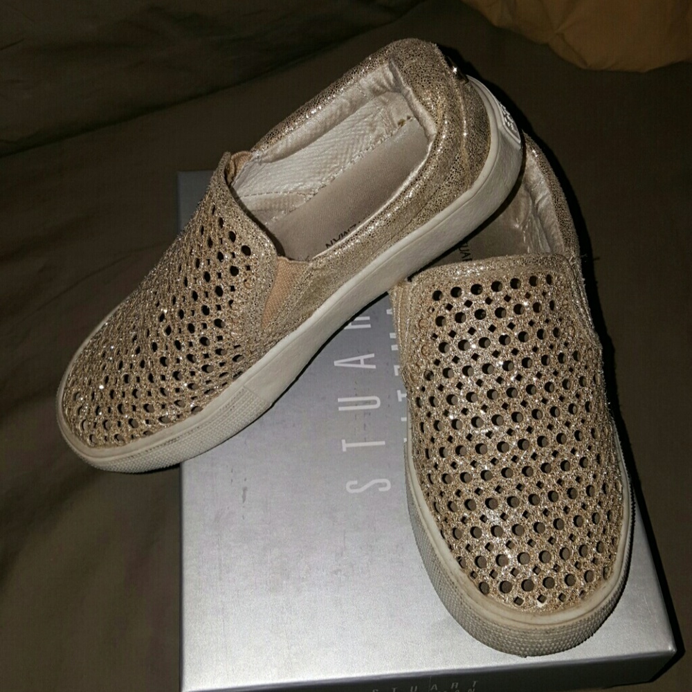 Cute gold shinny flats