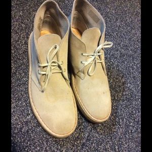Clarks desert boots size 9