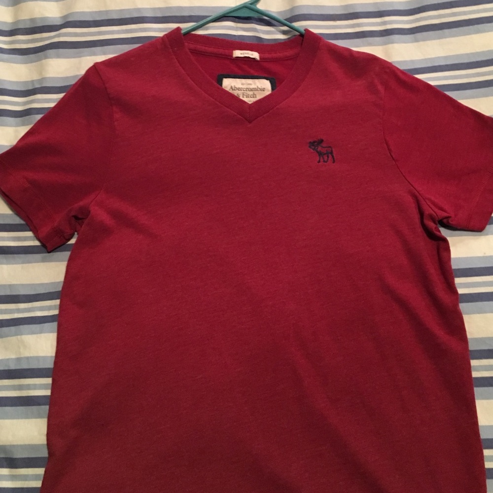 A&F tee