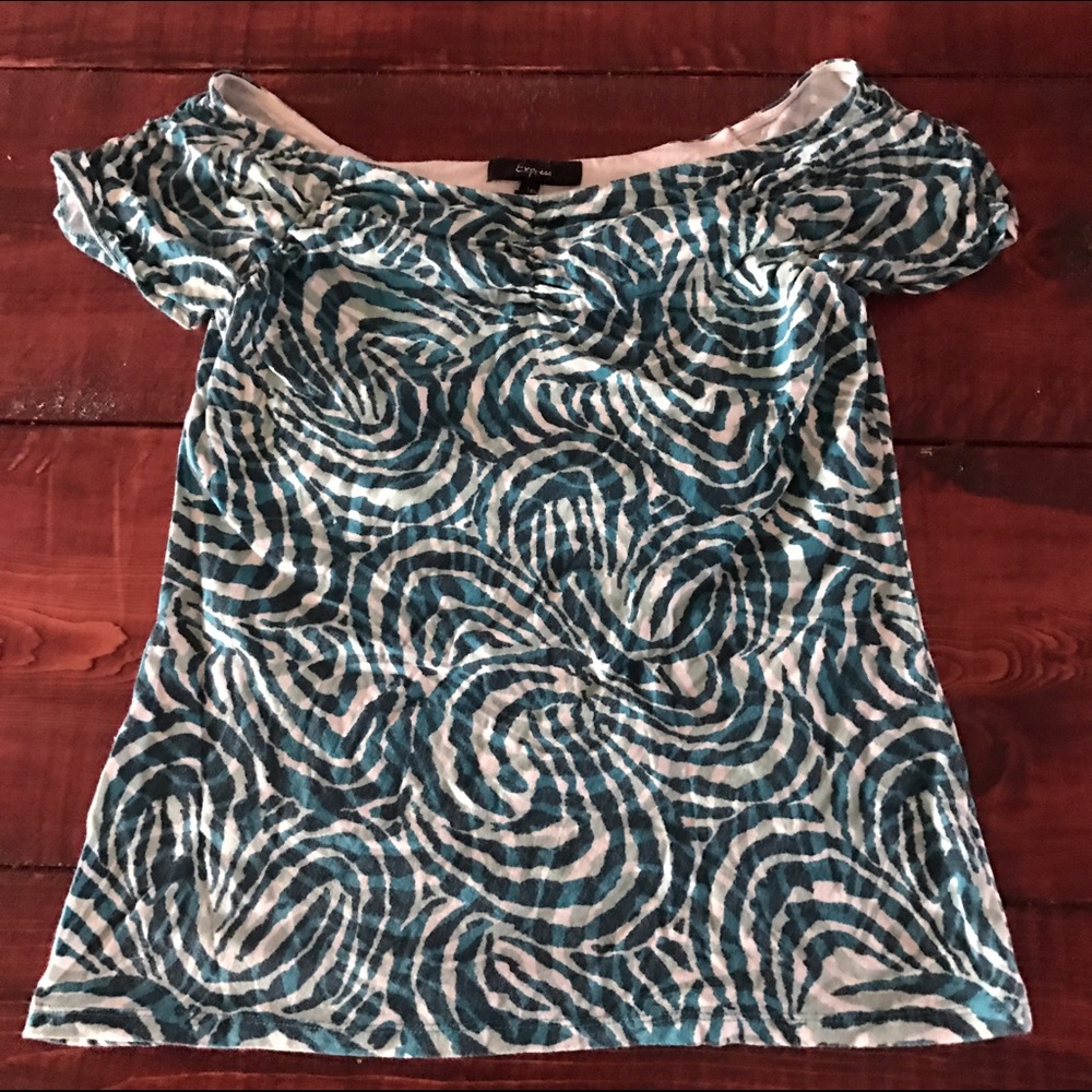 ✅SALE✅ Express Short Sleeve Blouse
