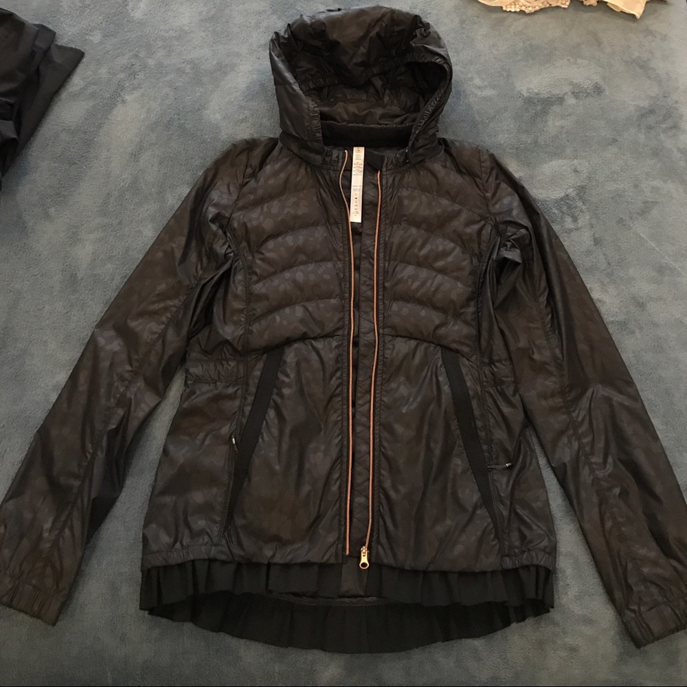 ‼️Adorable Lululemon spring fling jacket‼️