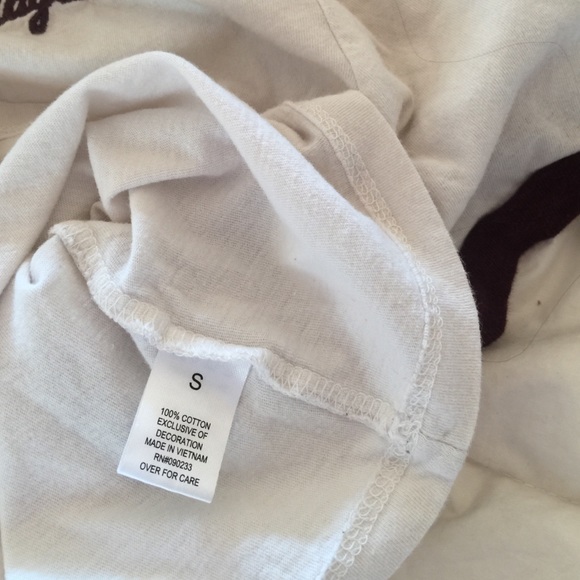 Maroon Ringer embroidery tee - Picture 3 of 4